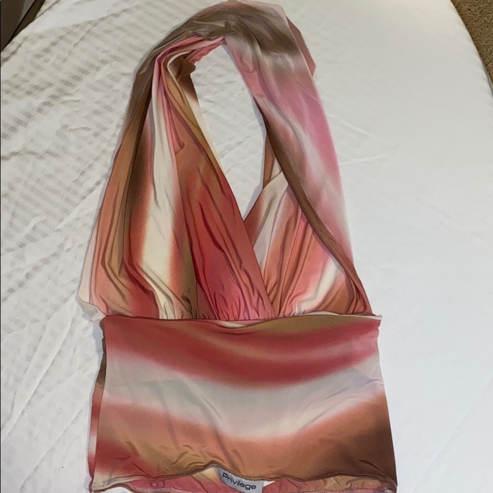 Privilege Halter top - Picture 3 of 3